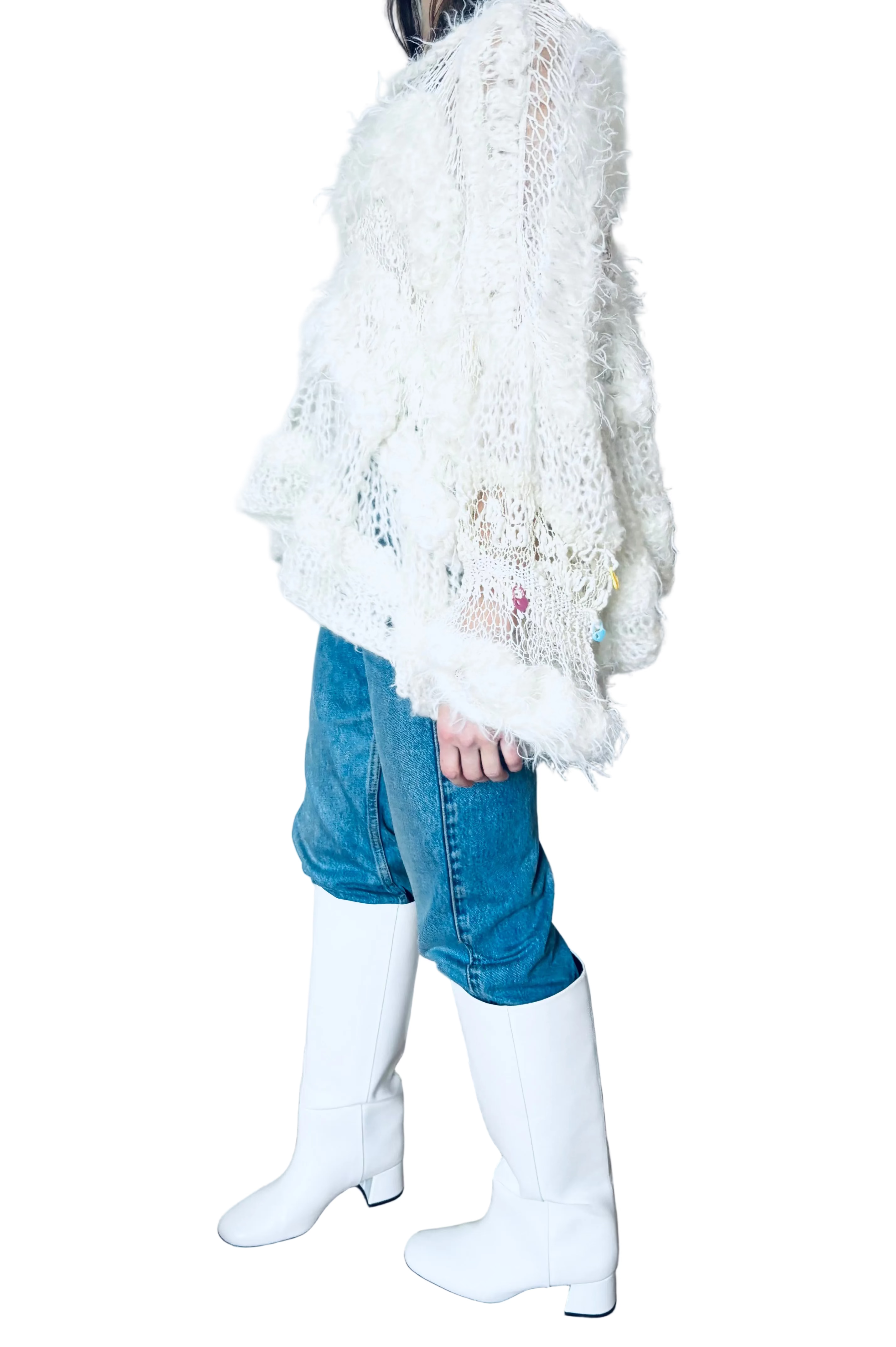 Nr012-Chunky airy white fluff sweater