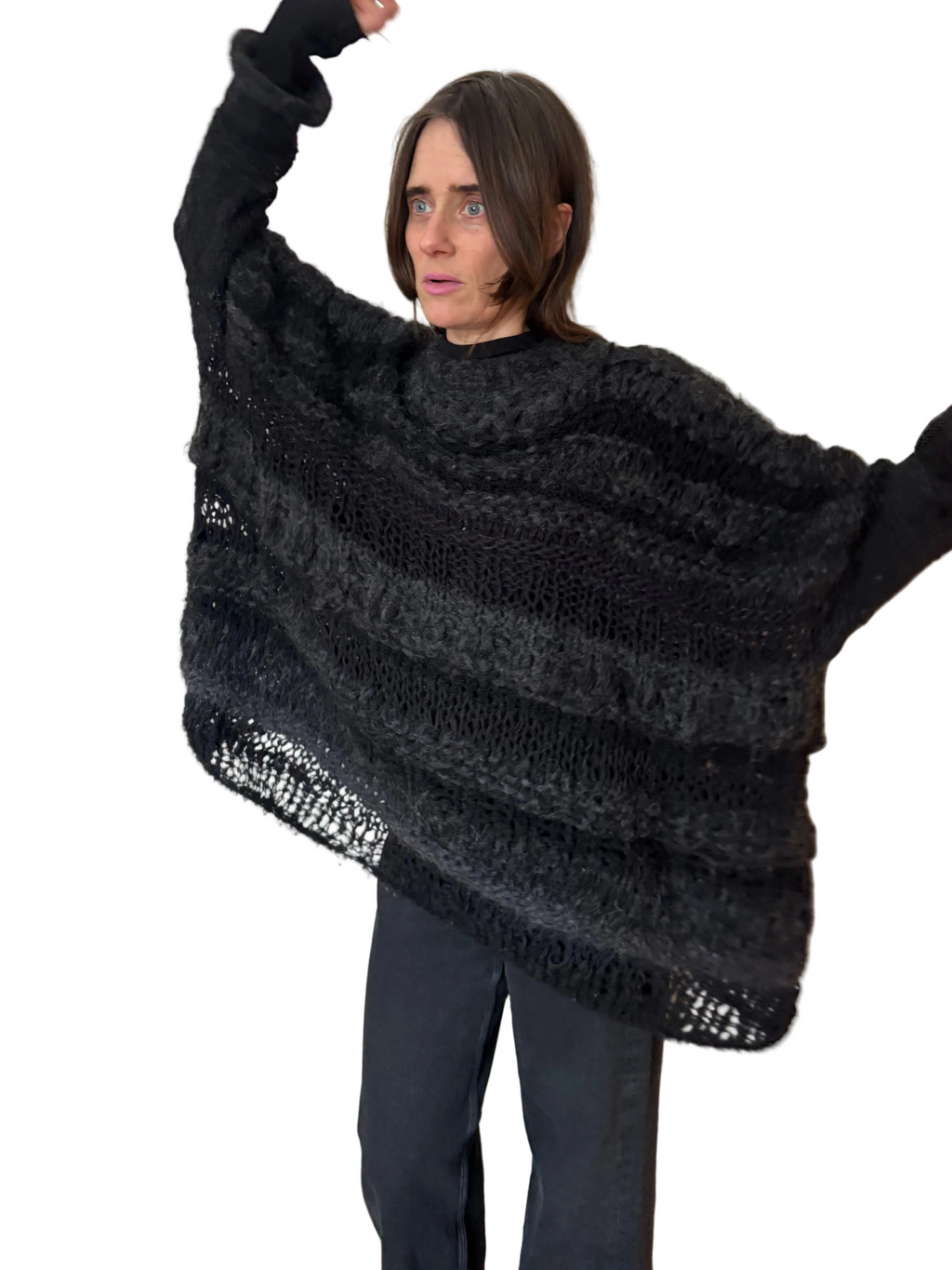 Nr011-Oversized airy black fluff sweater