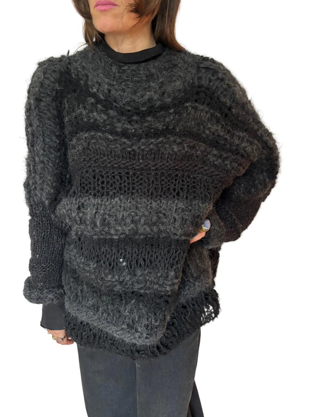 Nr011-Oversized airy black fluff sweater