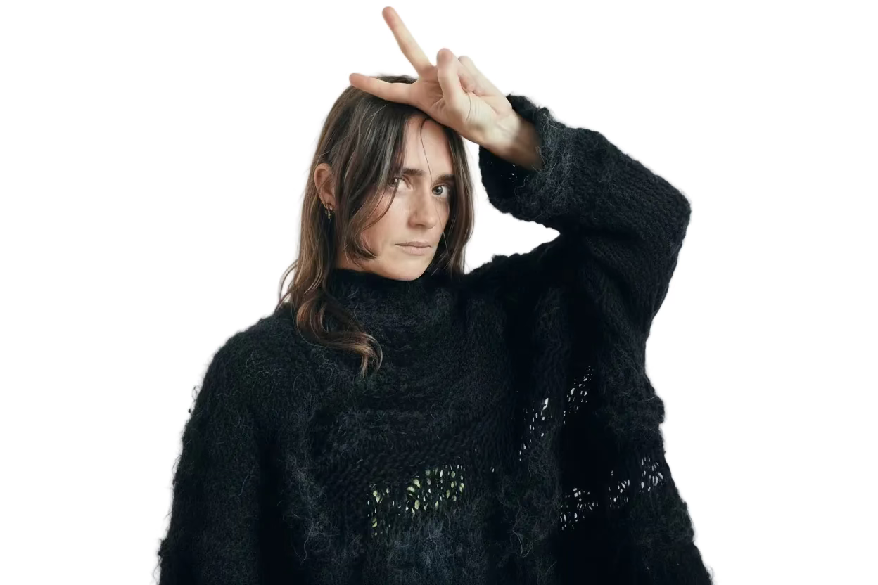 Nr011-Oversized airy black fluff sweater